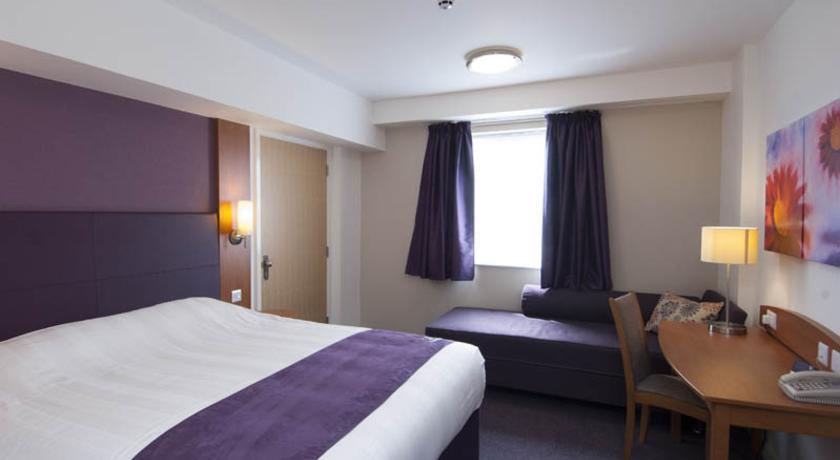 Premier Inn Glasgow East Kilbride - Peel Park Δωμάτιο φωτογραφία